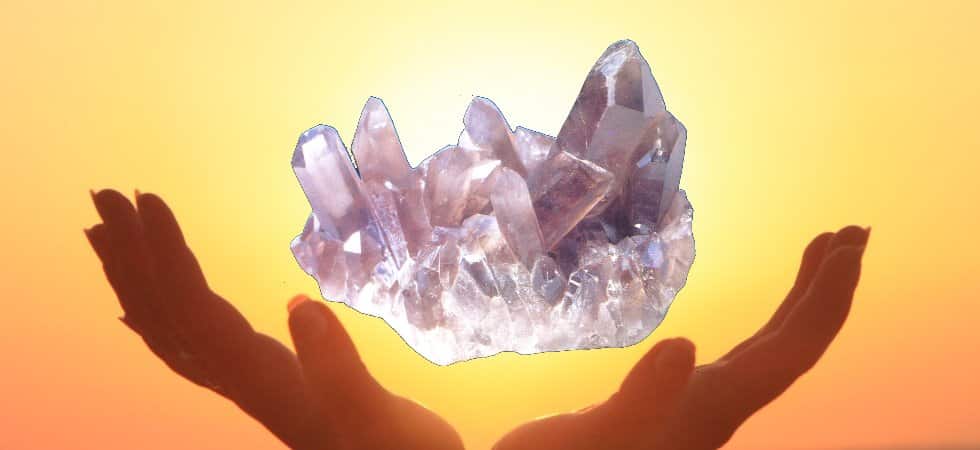 How to Cleansing And Charging Crystals